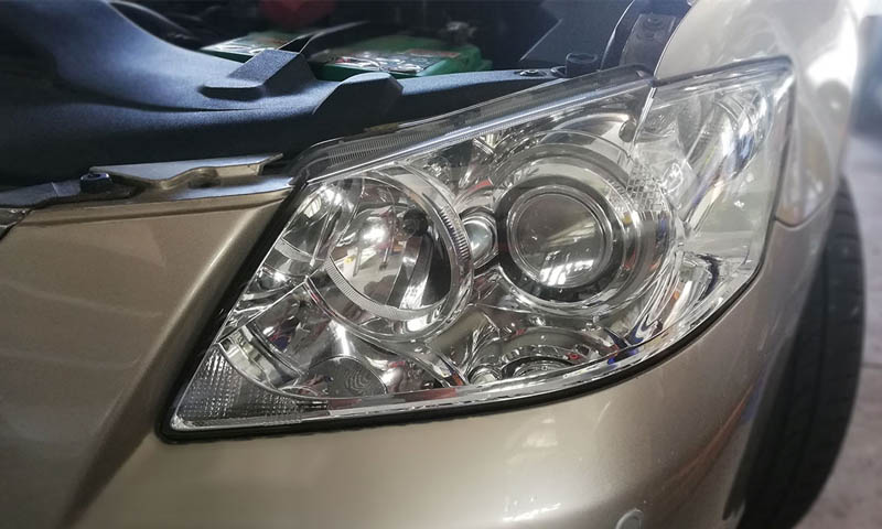 Ремонт фар та лінзи